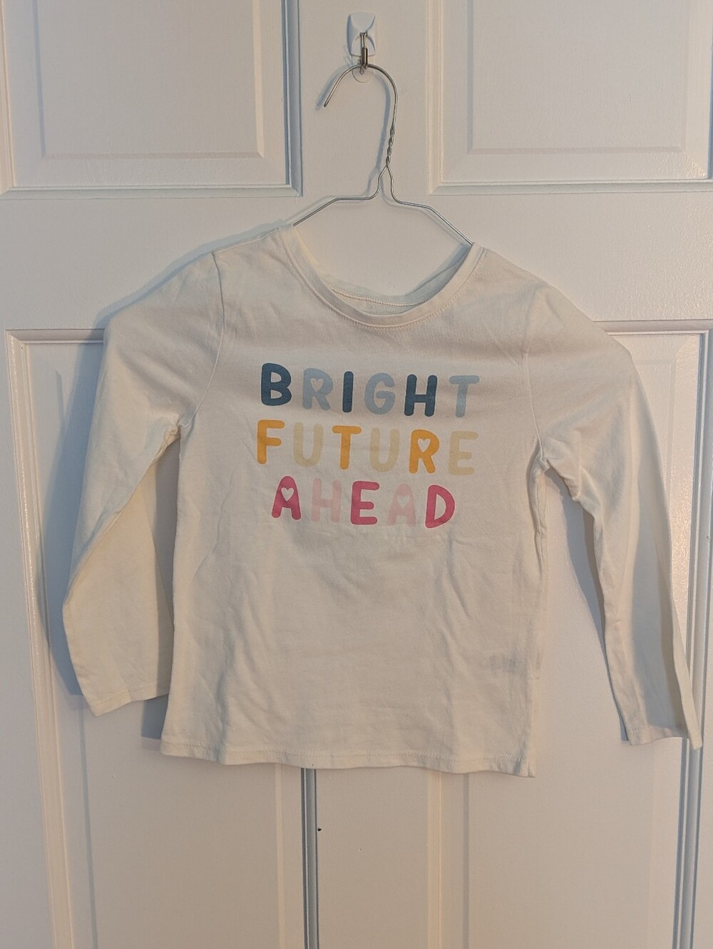 Garanimals Girls white long sleeve tee shirt "bright future ahead" size 5T